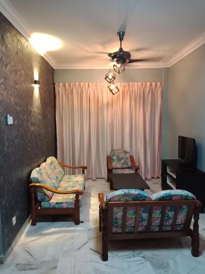 Glory Beach Resort Private 2 Bedroom Apartment Port Dickson Kültér fotó