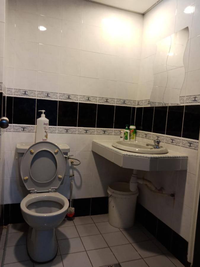 Glory Beach Resort Private 2 Bedroom Apartment Port Dickson Kültér fotó