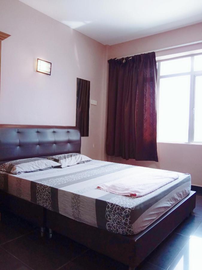 Glory Beach Resort Private 2 Bedroom Apartment Port Dickson Kültér fotó