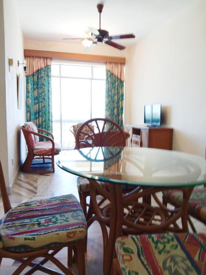 Glory Beach Resort Private 2 Bedroom Apartment Port Dickson Kültér fotó