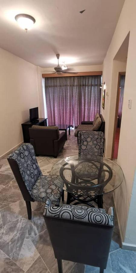 Glory Beach Resort Private 2 Bedroom Apartment Port Dickson Kültér fotó